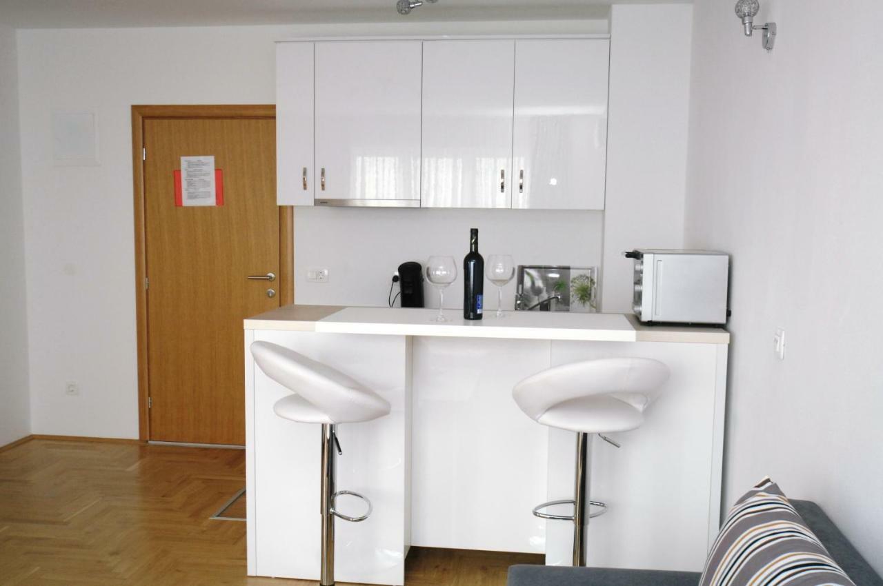 Haus Zora Ferienwohnung 7 Moscenice Exteriör bild